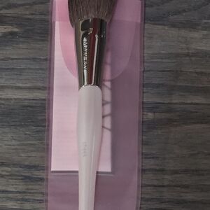 Luxie Rose Makeup Brush with Silver Accent
